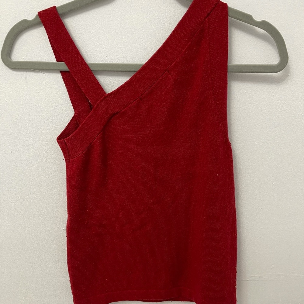 Red sequence top - Picture 2 of 2